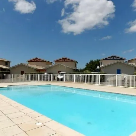 T2 Lumineux, Jardin Prive Et Piscine *